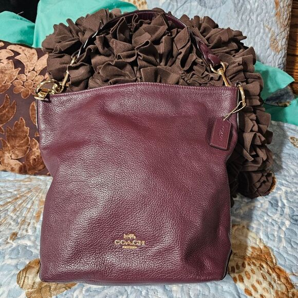 Coach Abby Duffle in Burgundy Pebbled Leather With Crossbody Strap Bag - Picture 1 of 8